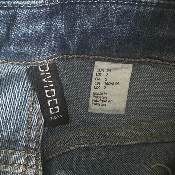 H&M | Divided Denim Distressed Bib Overalls | Medium Wash | Size 2 - Picture 8 of 8